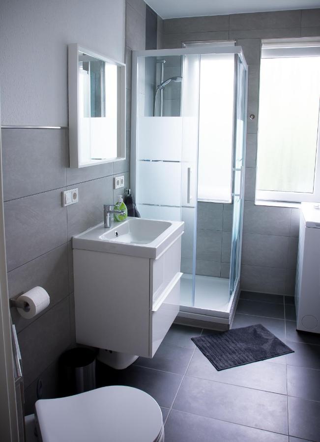 Ferienwohnung Parkblick เบรเมอร์ฮาเฟิน ภายนอก รูปภาพ